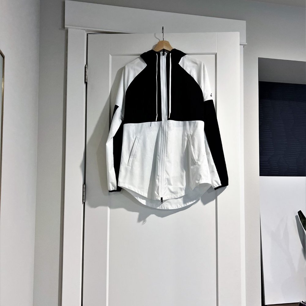 Adidas Sport Jacket Hooded Windbreaker M/Medium Black/White